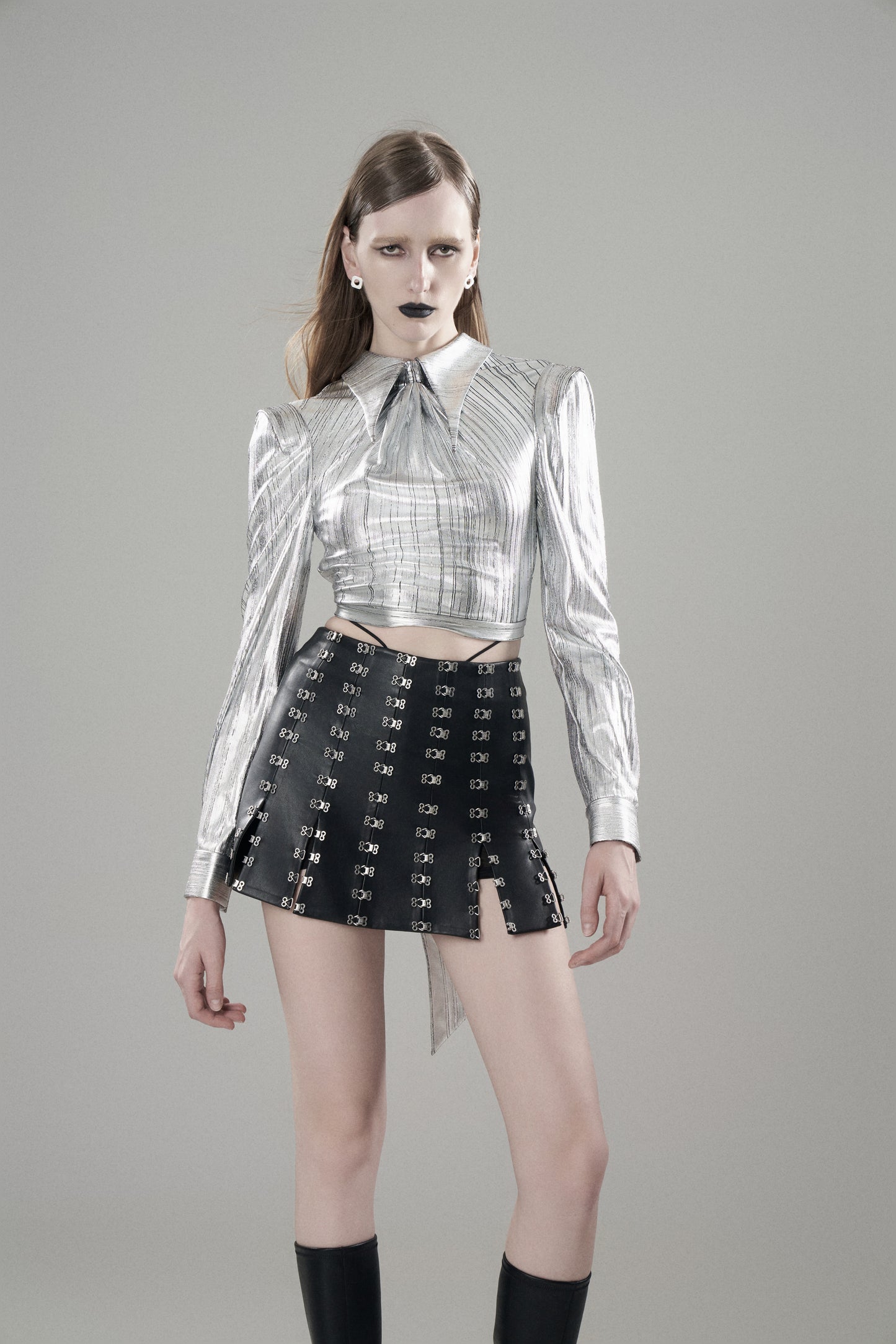 METAL BUCKLE EMBELLISHED LEATHER SKIRT