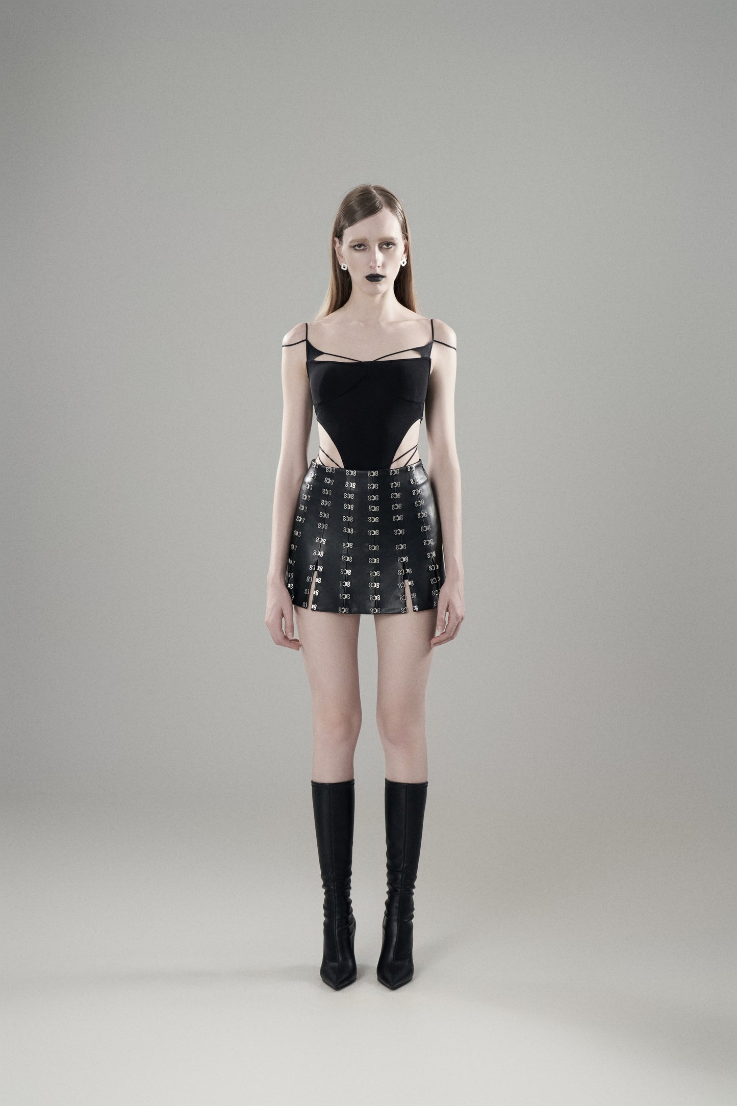 METAL BUCKLE EMBELLISHED LEATHER SKIRT