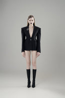 WIDE-SHOULDER CINCHED-WAIST TAILORED SUIT