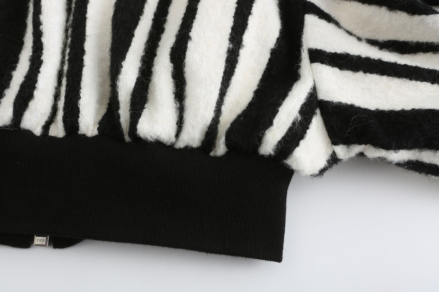 Black-white Stripe Crop Top