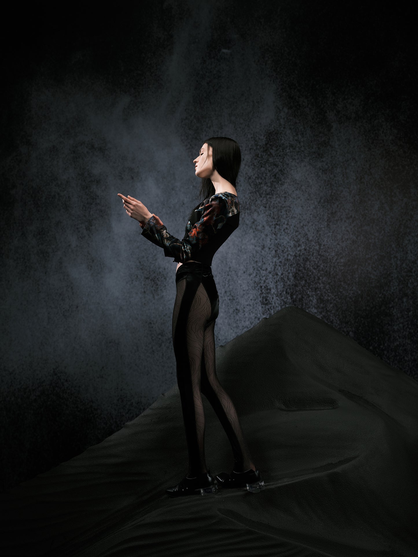 CONTRAST LEATHER STOCKINGS