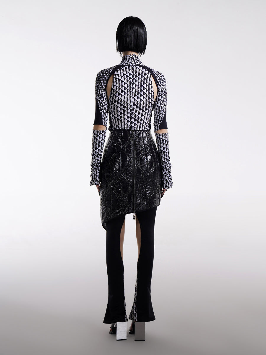 COCOON SILHOUETTE ASYMMETRIC QUITED MINI SKIRT