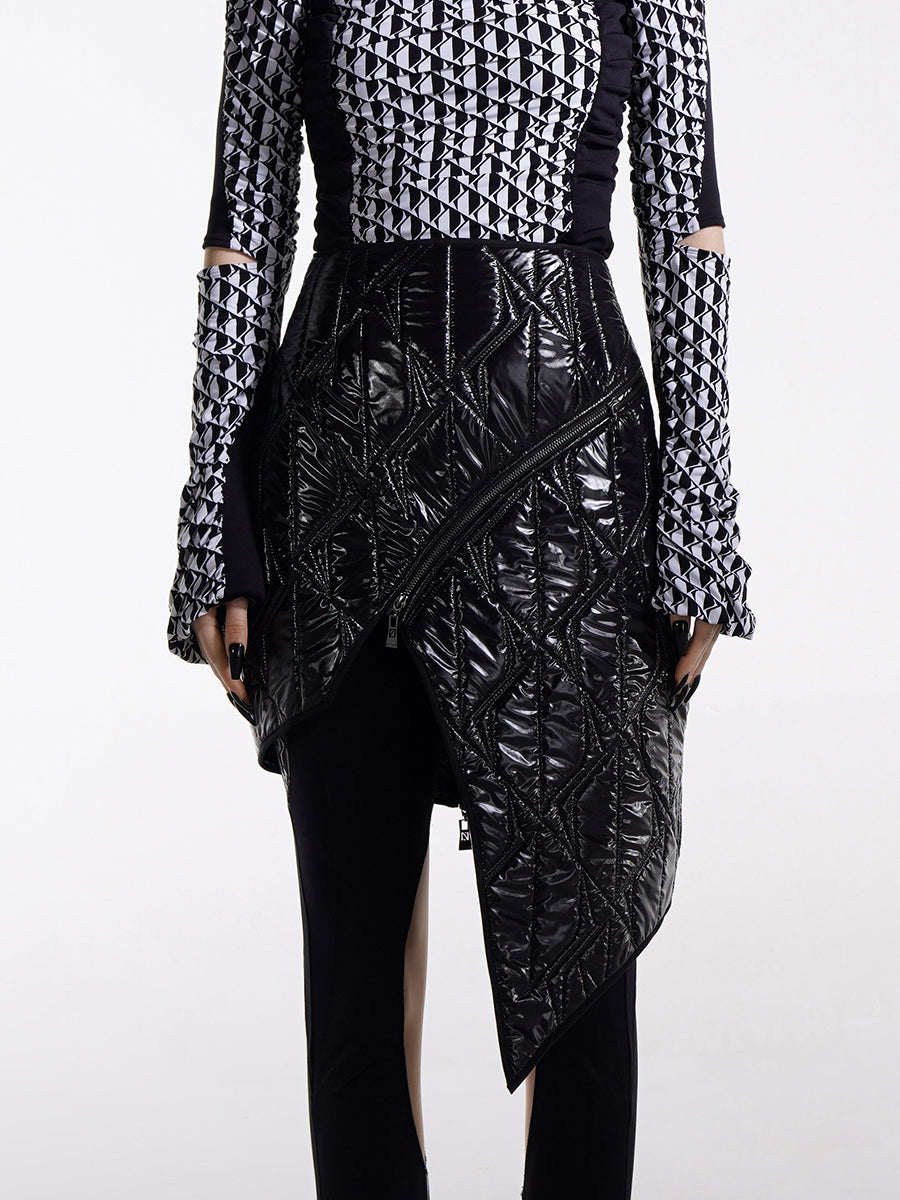 COCOON SILHOUETTE ASYMMETRIC QUITED MINI SKIRT