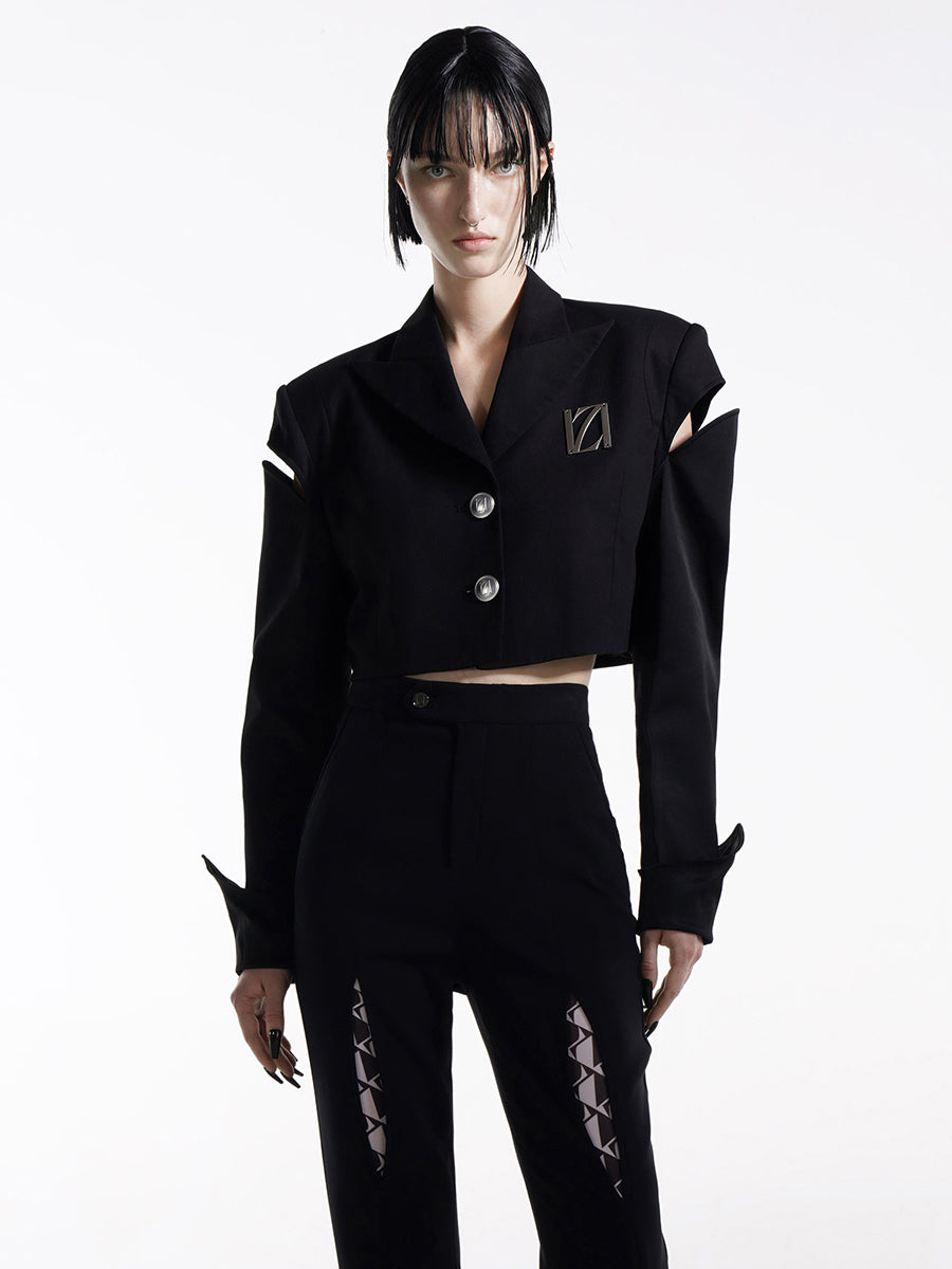 CUT-OUT SHOULDER CROPPED BLAZER